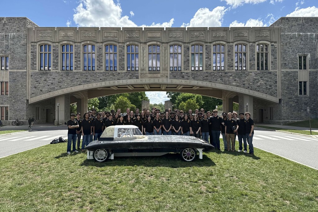SolarCar at Virgina Tech Team Photo