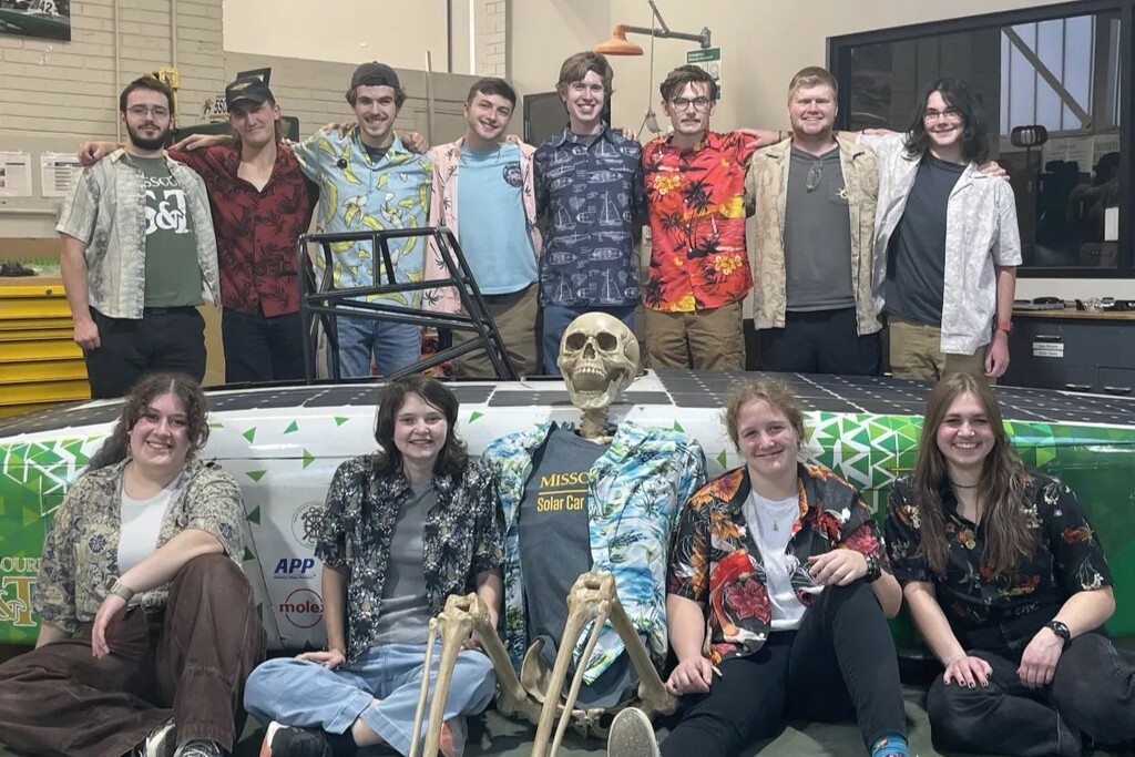 Missouri S&T Solar Car Design Team Team Photo